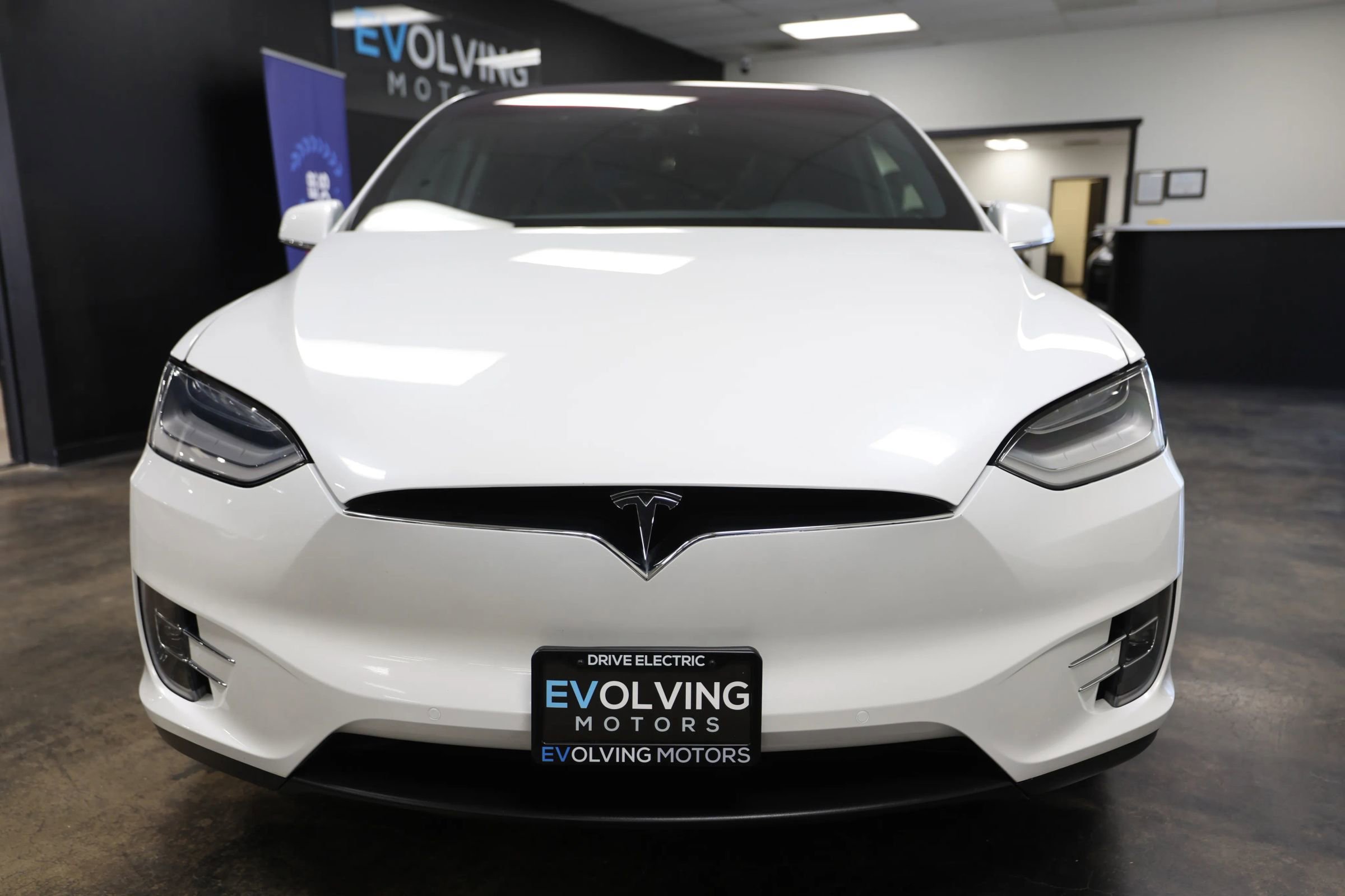 Used 2020 Tesla Model X Long Range AWD/4WD image 7