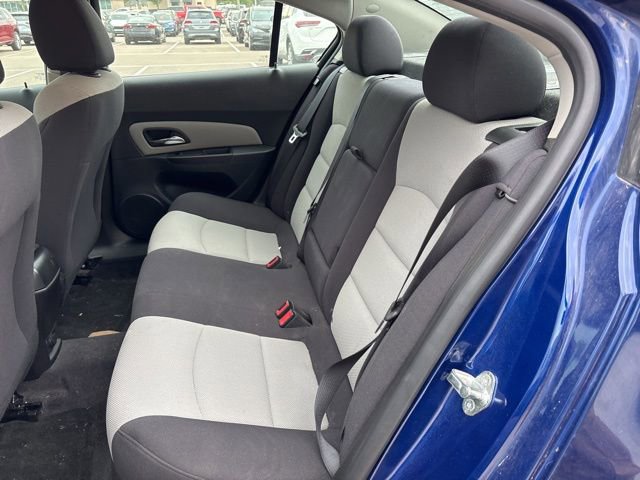 Used 2013 Chevrolet Cruze LS FWD image 14