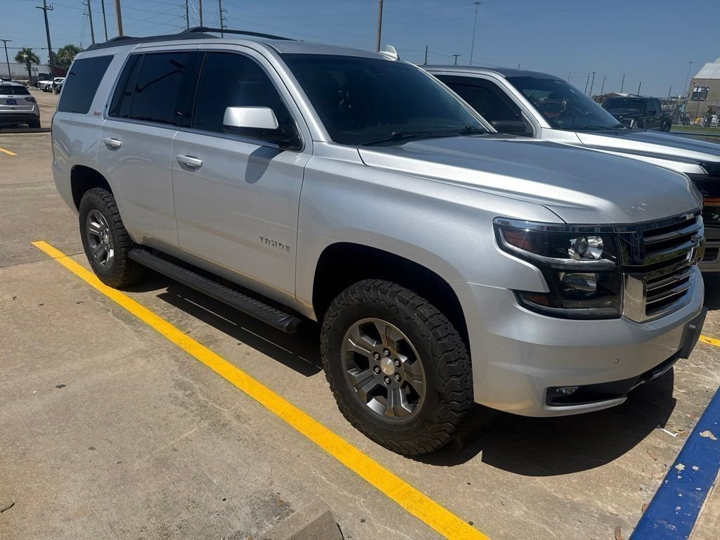 Used 2017 Chevrolet Tahoe LT w/ Luxury Package AWD/4WD image 19