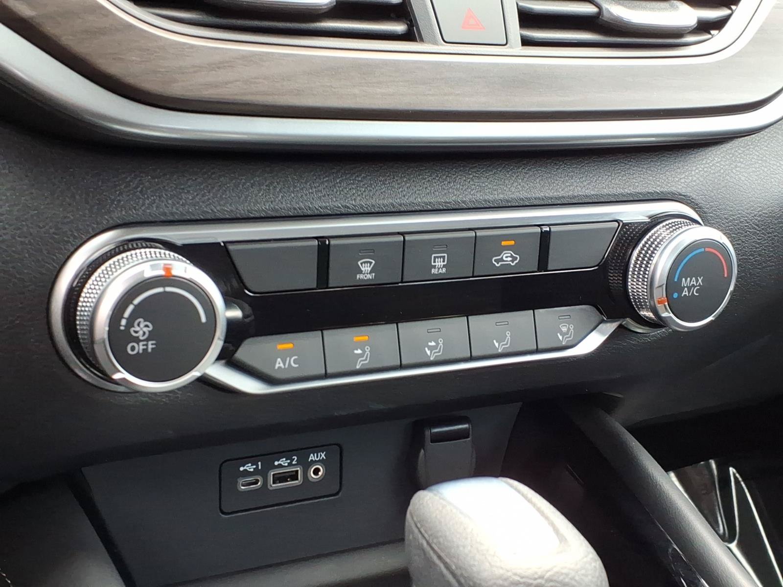 Used 2023 Nissan Altima 2.5 SV AWD/4WD image 18