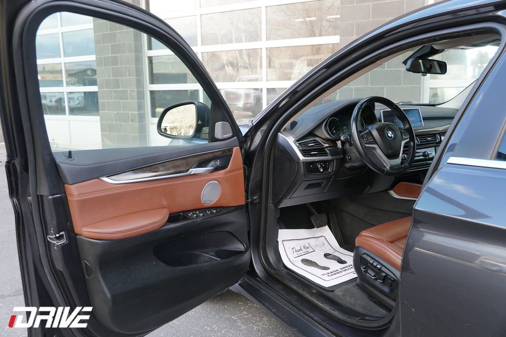Used 2015 BMW X6 xDrive50i image 16