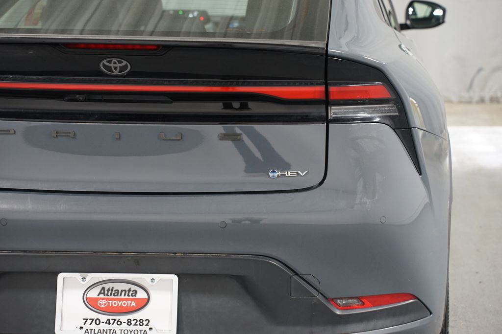 Used 2023 Toyota Prius LE image 10