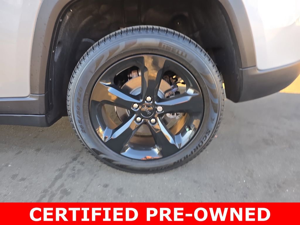 Used 2025 Jeep Grand Cherokee Limited w/ Black Appearance Package image 34