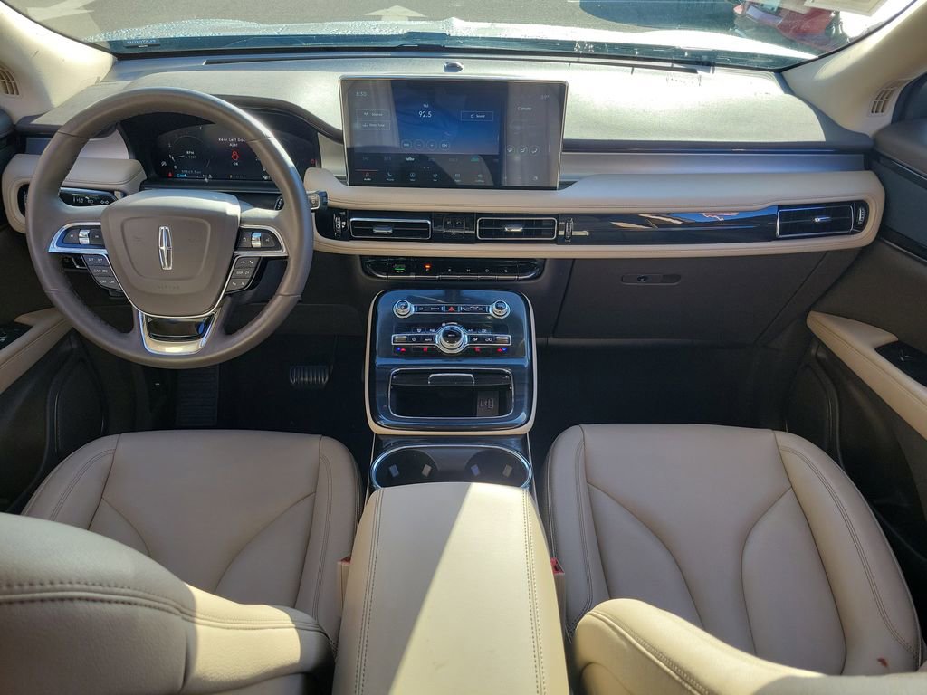 Used 2023 Lincoln Nautilus AWD w/ Premium Package image 20