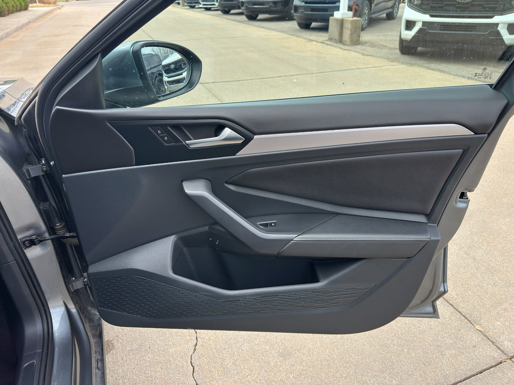 Used 2024 Volkswagen Jetta S image 24