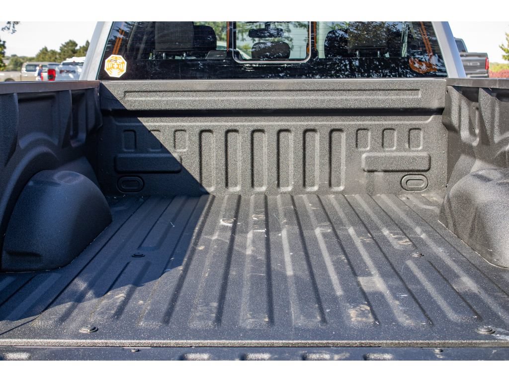 Used 2019 Ford F150 XLT w/ Equipment Group 302A Luxury AWD/4WD image 12