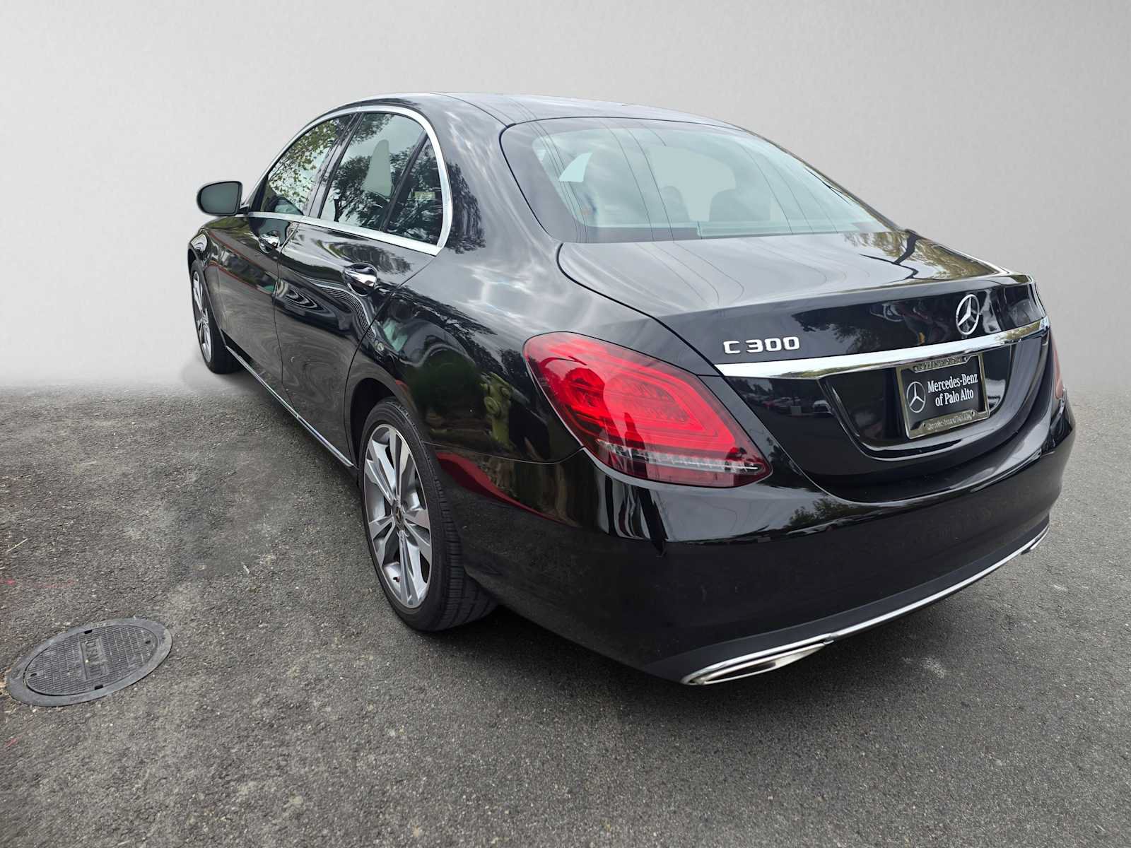 Used 2020 Mercedes-Benz C 300 Sedan image 5