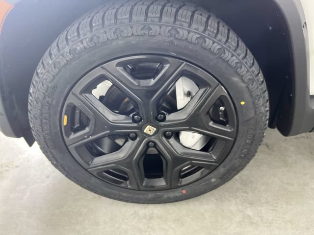 Used 2024 Rivian R1T Adventure AWD/4WD image 32