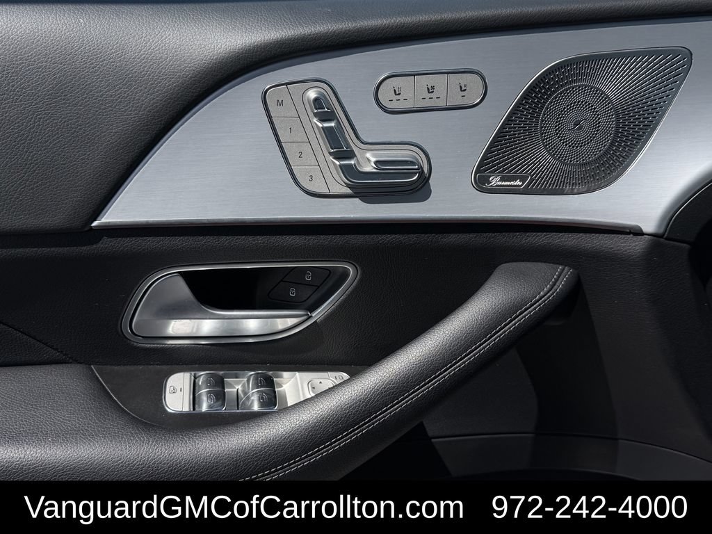 Used 2025 Mercedes-Benz GLE 350 4MATIC w/ Driver Assistance Package image 26