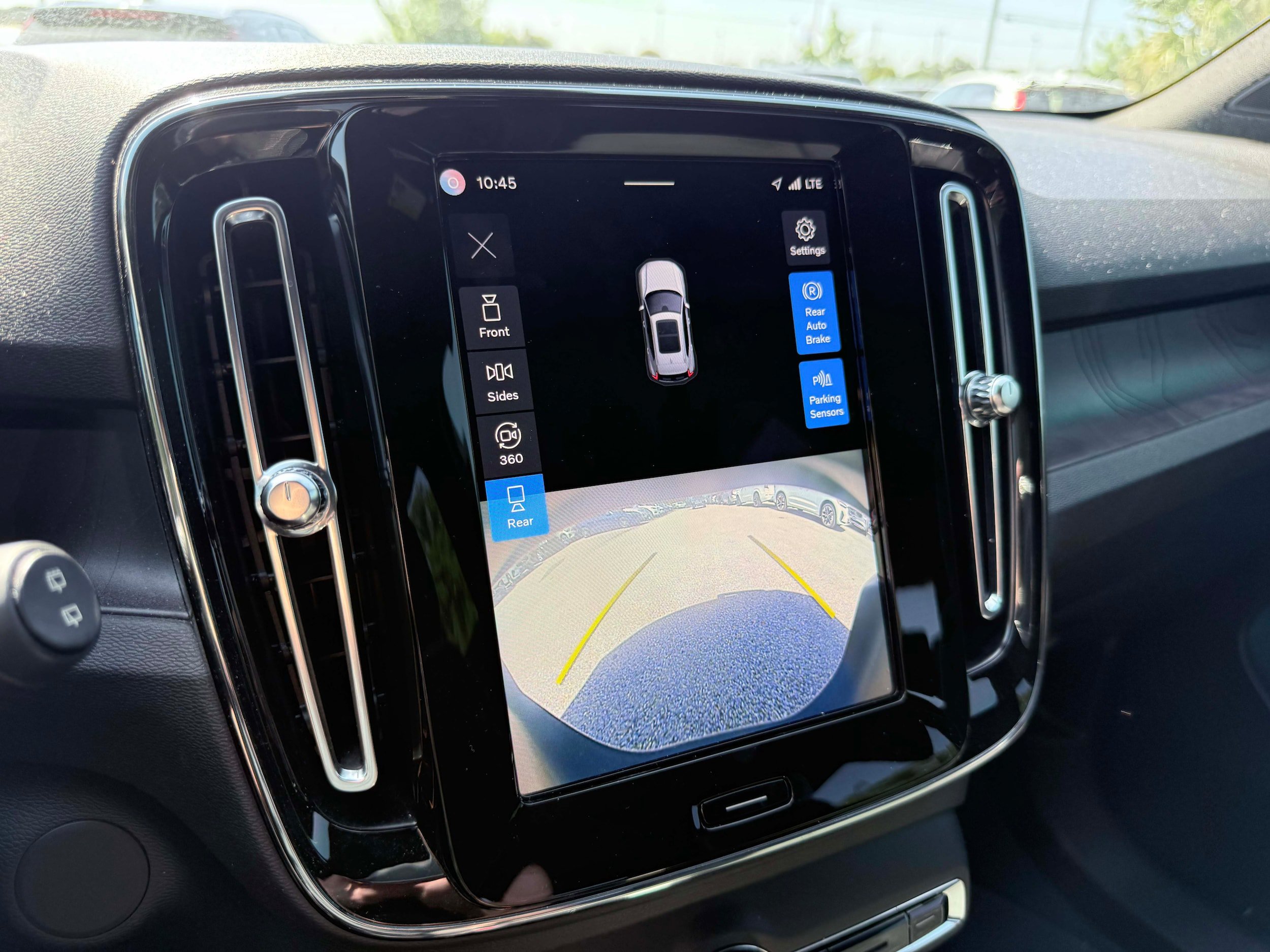 Certified 2023 Volvo XC40 Recharge Ultimate AWD/4WD image 20