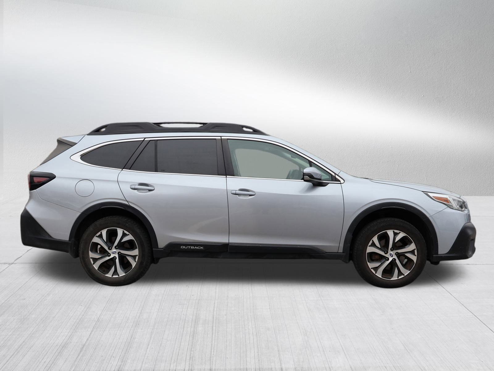 Used 2020 Subaru Outback Limited XT image 8