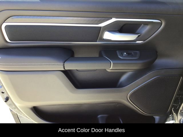 New 2026 RAM 1500 4x4 Crew Cab image 38