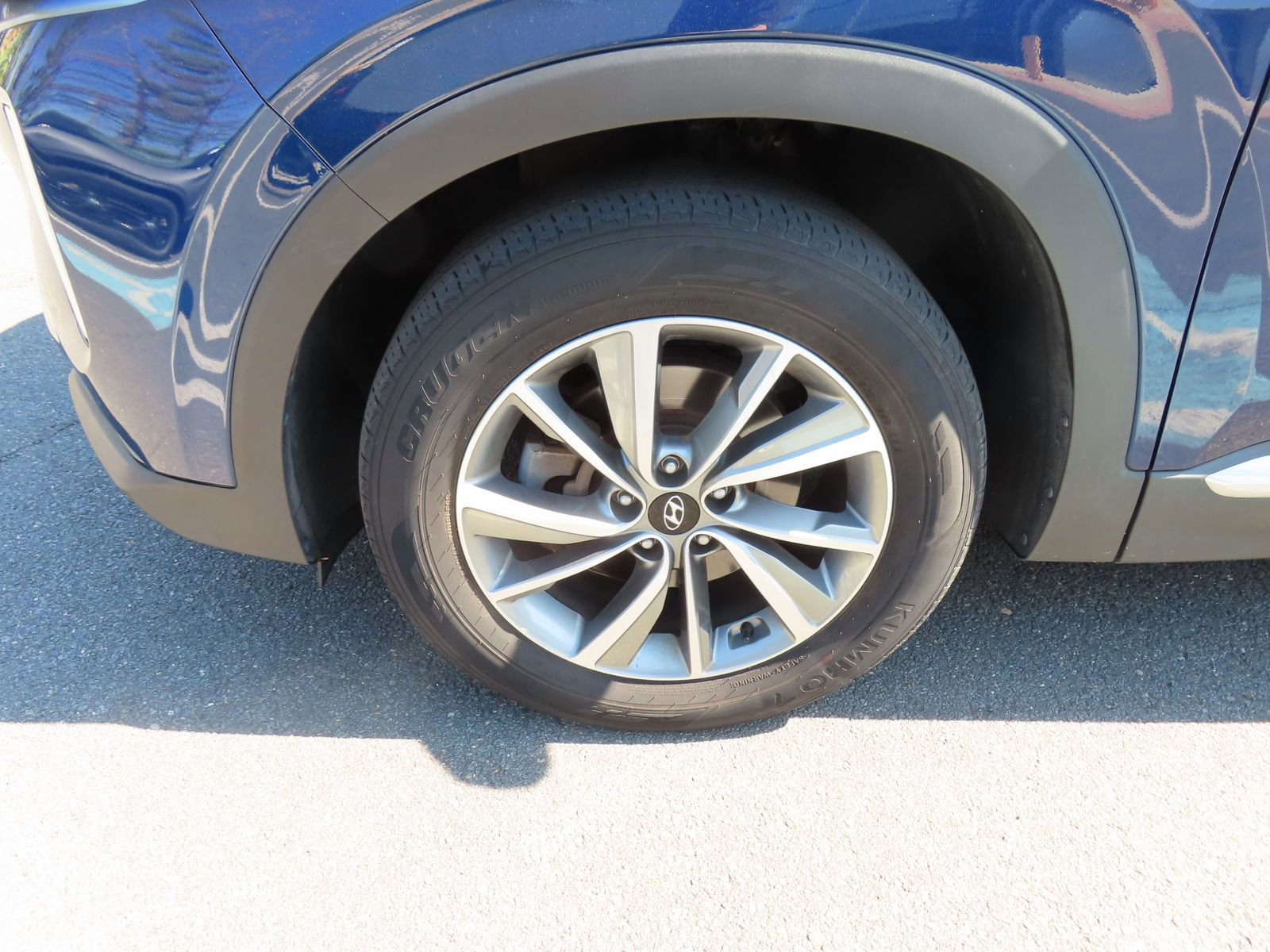 Used 2020 Hyundai Santa Fe SEL w/ Convenience + Premium Package image 12