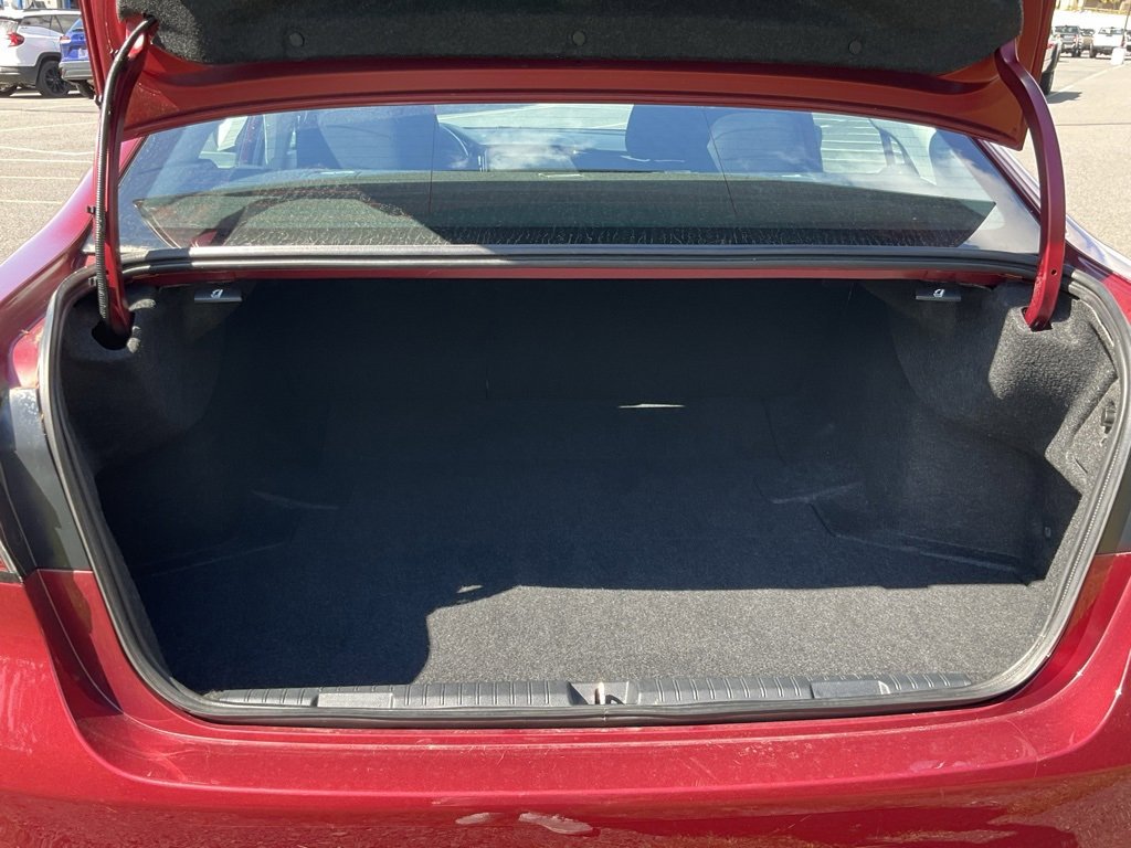 Used 2022 Subaru Legacy Premium image 28