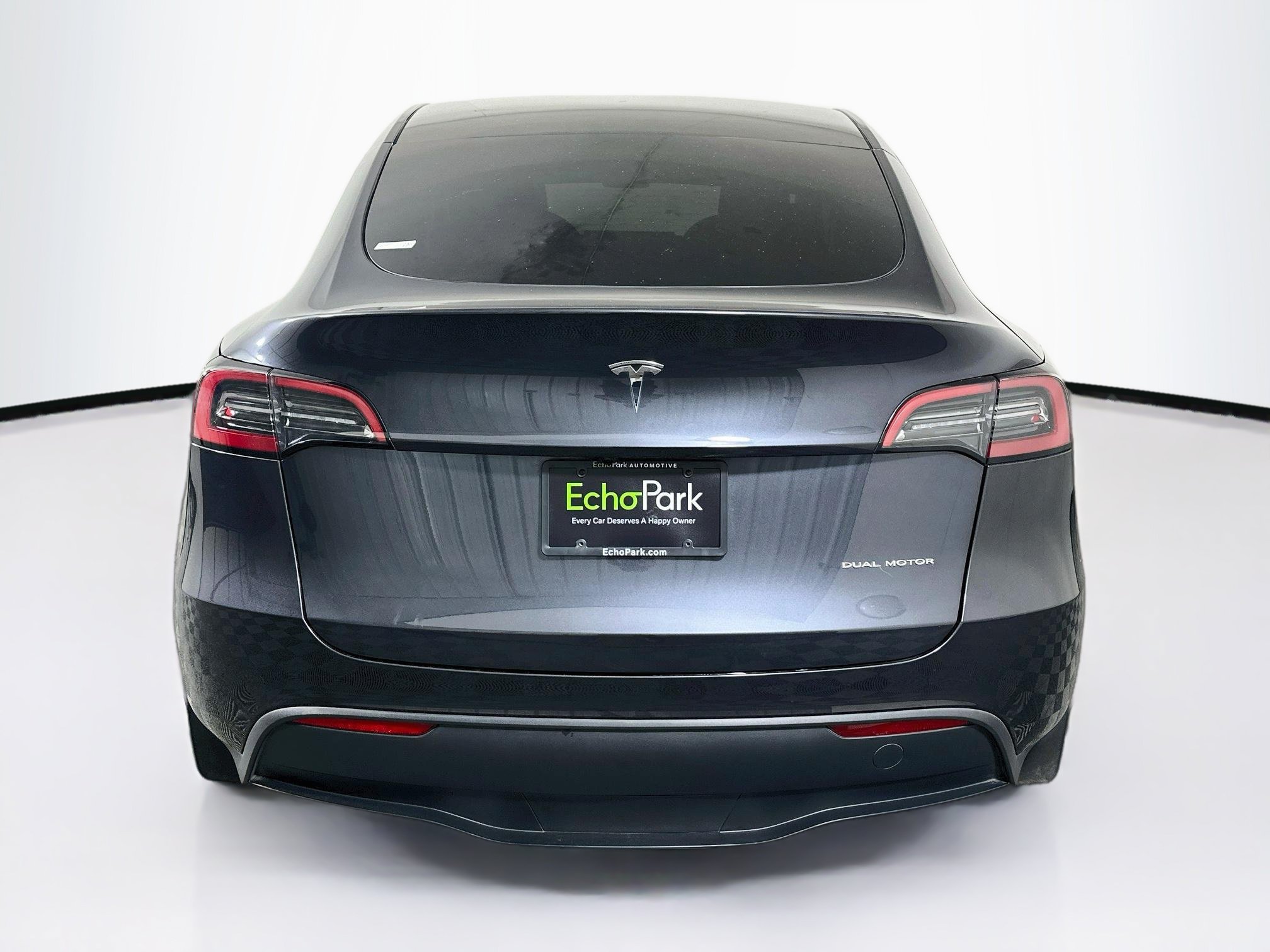 Used 2024 Tesla Model Y Long Range AWD/4WD image 7