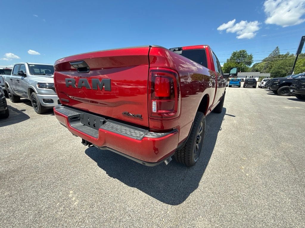 New 2026 RAM 2500 Big Horn AWD/4WD image 5