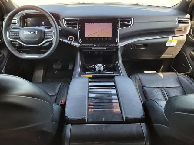 Used 2024 Jeep Wagoneer 2WD image 14