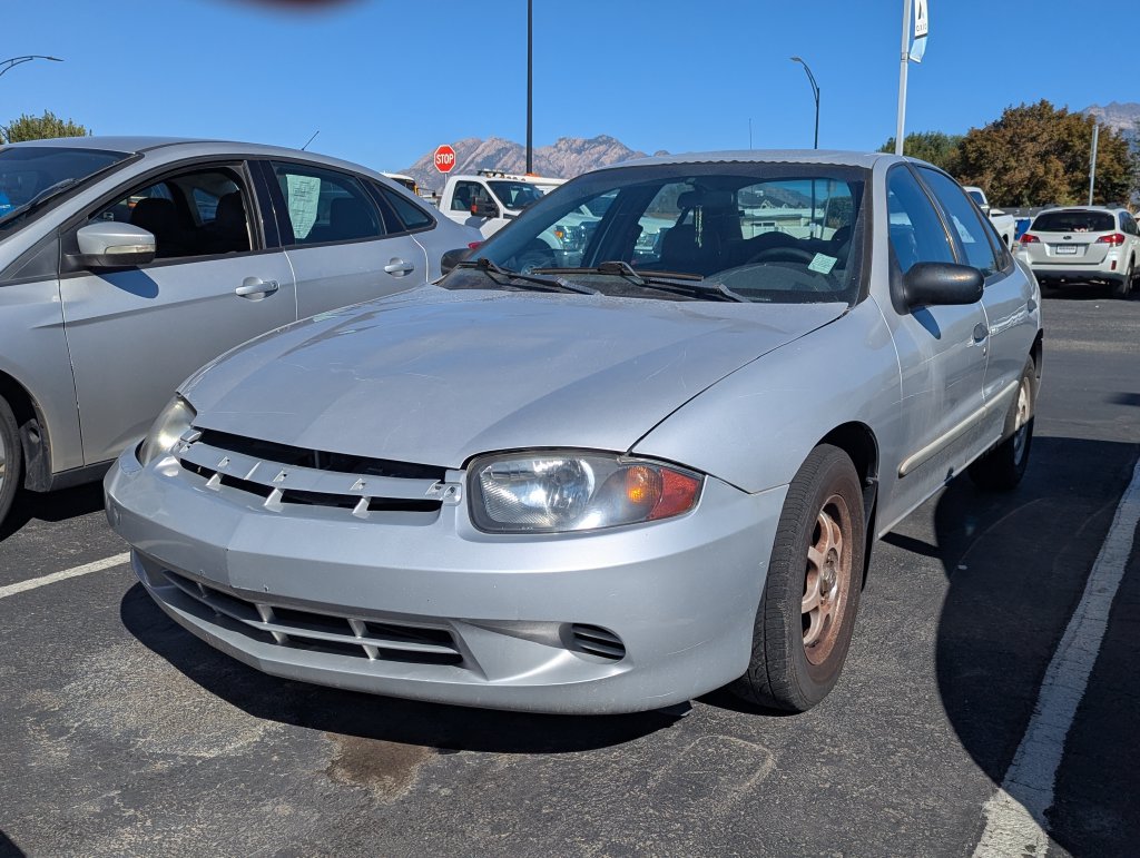 Used 2004 Chevrolet Cavalier Sedan w/ Preferred Equipment Group FWD image 6