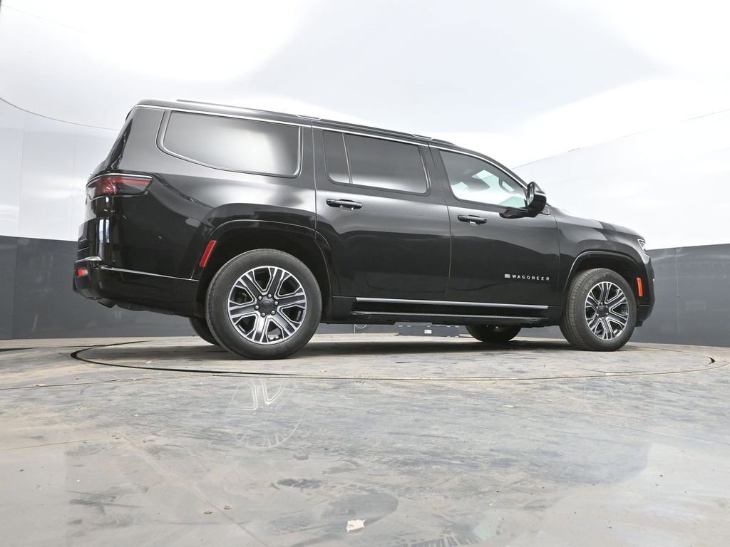 Used 2024 Jeep Wagoneer Series II w/ Flexible Seating Group AWD/4WD image 38