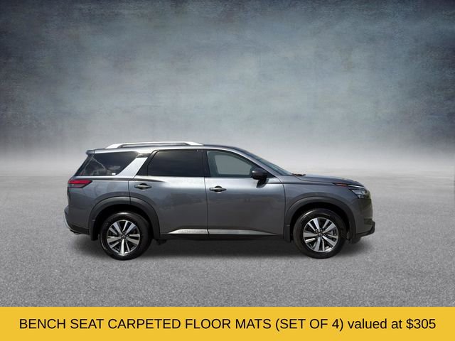 Used 2025 Nissan Pathfinder SL w/ Cargo Package image 3