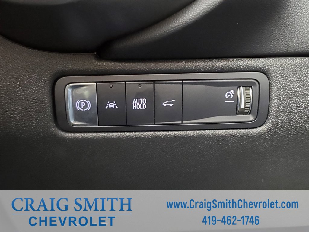 Used 2024 Chevrolet Equinox EV RS image 26