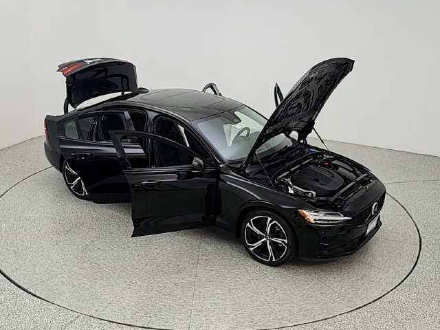 Certified 2024 Volvo S60 B5 Plus w/ Climate Package AWD/4WD image 40