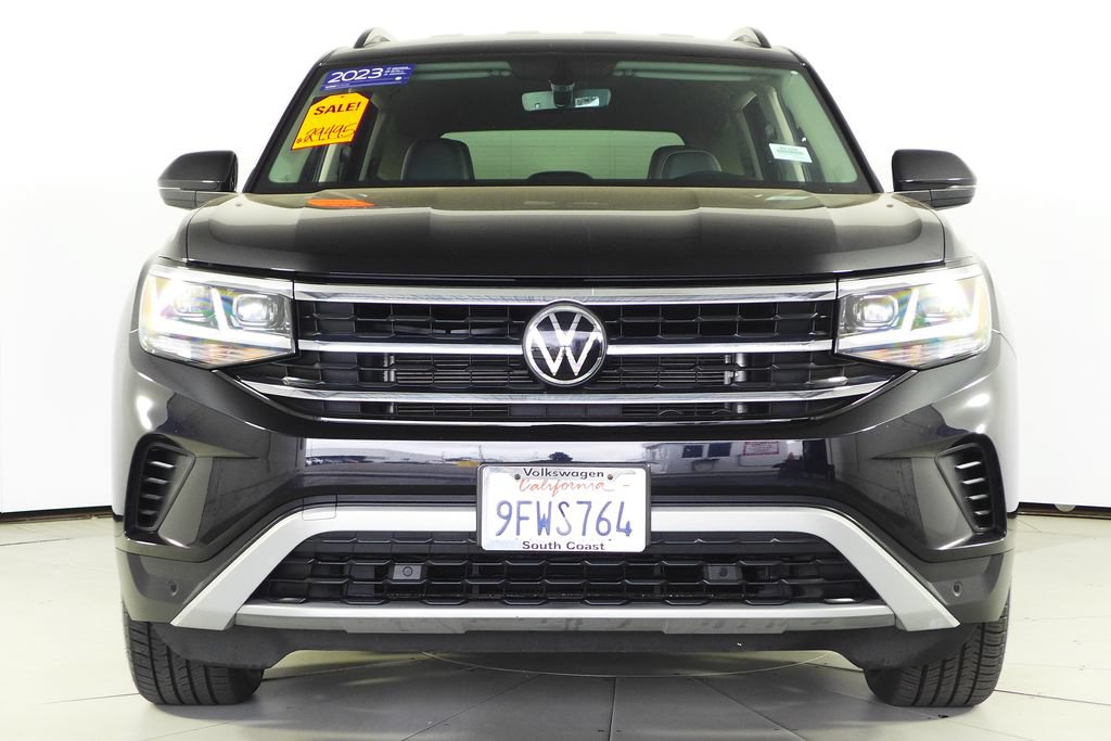 Used 2023 Volkswagen Atlas SE w/ Black Wheel Package FWD image 3