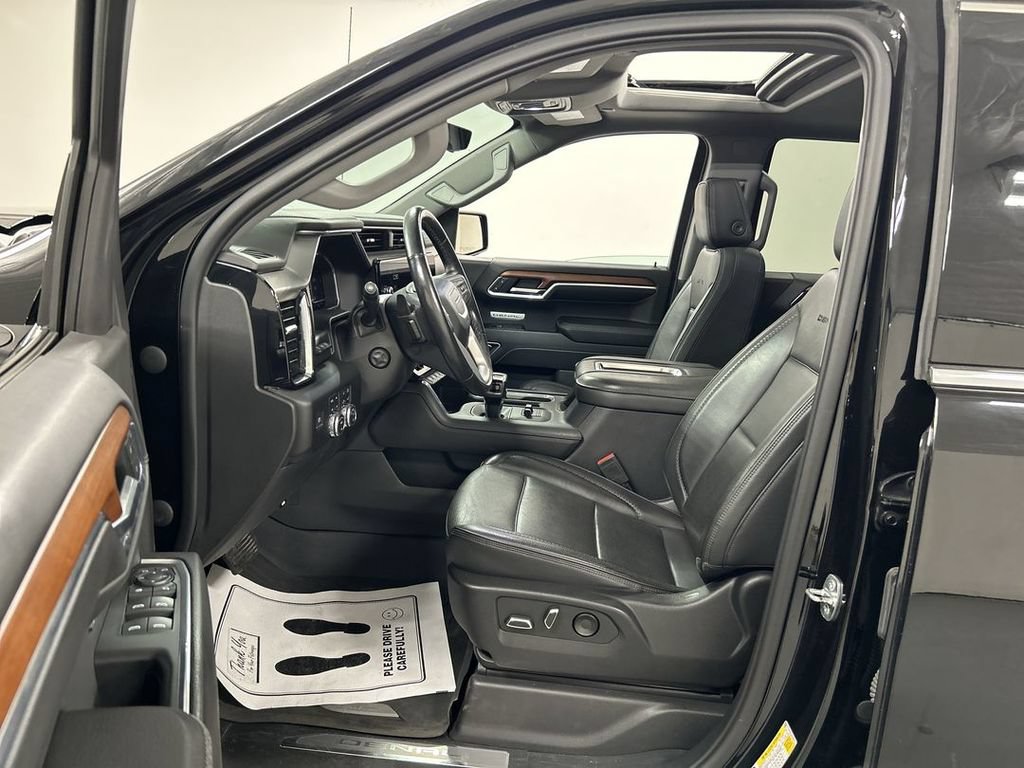 Used 2022 GMC Sierra 1500 Denali w/ Denali Reserve Package AWD/4WD image 9
