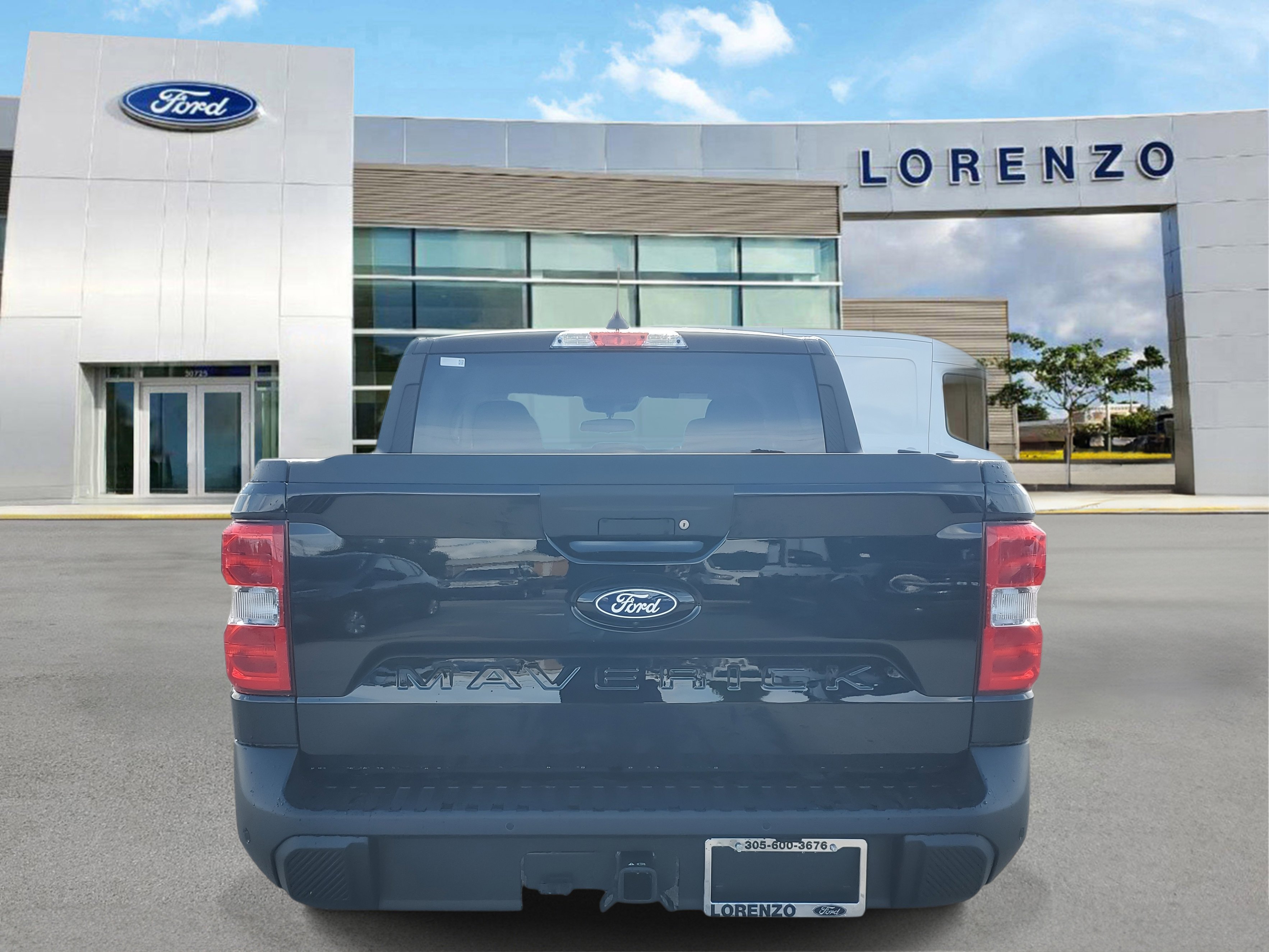 New 2025 Ford Maverick XLT w/ XLT Luxury Package image 5