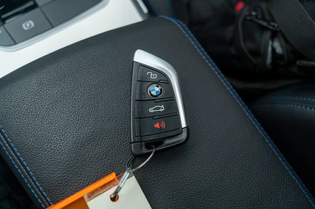 Used 2023 BMW M340i xDrive w/ Premium Package image 34