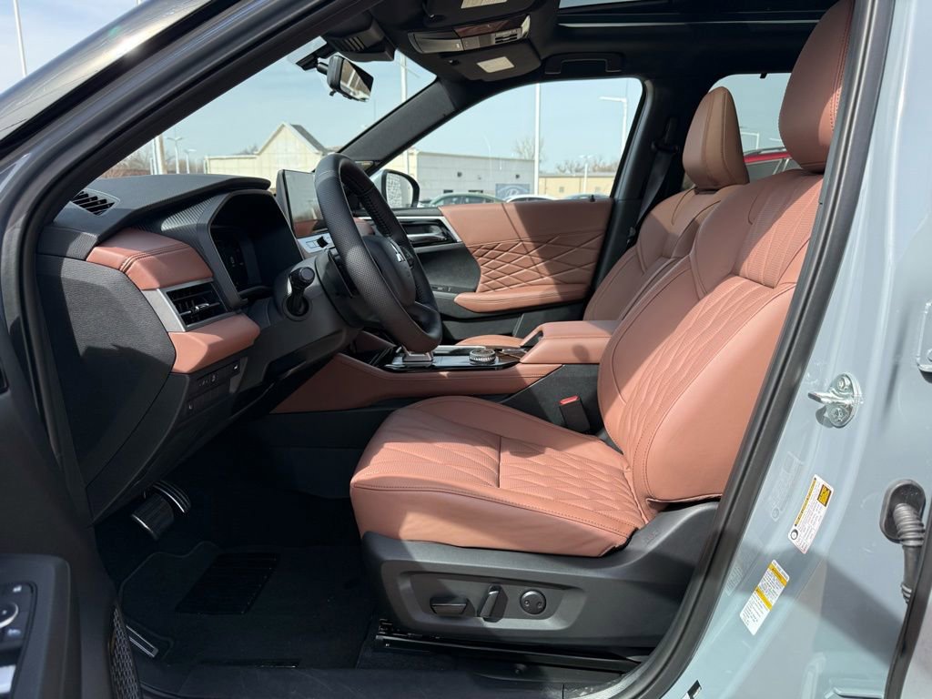 New 2026 Mitsubishi Outlander SEL image 16