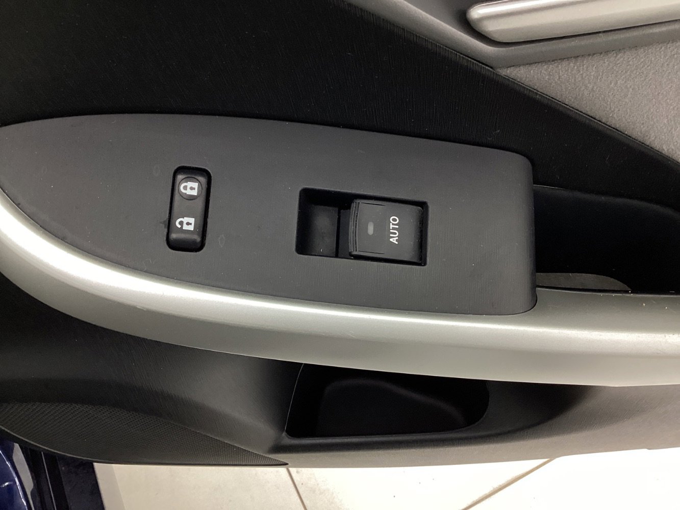 Used 2015 Toyota Prius Two image 38