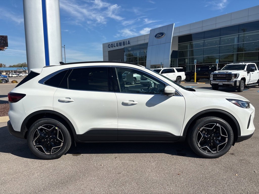 New 2026 Ford Escape Platinum w/ Premium Technology Package image 13
