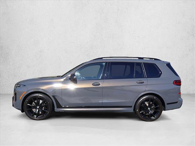 Used 2025 BMW X7 M60i AWD/4WD image 11