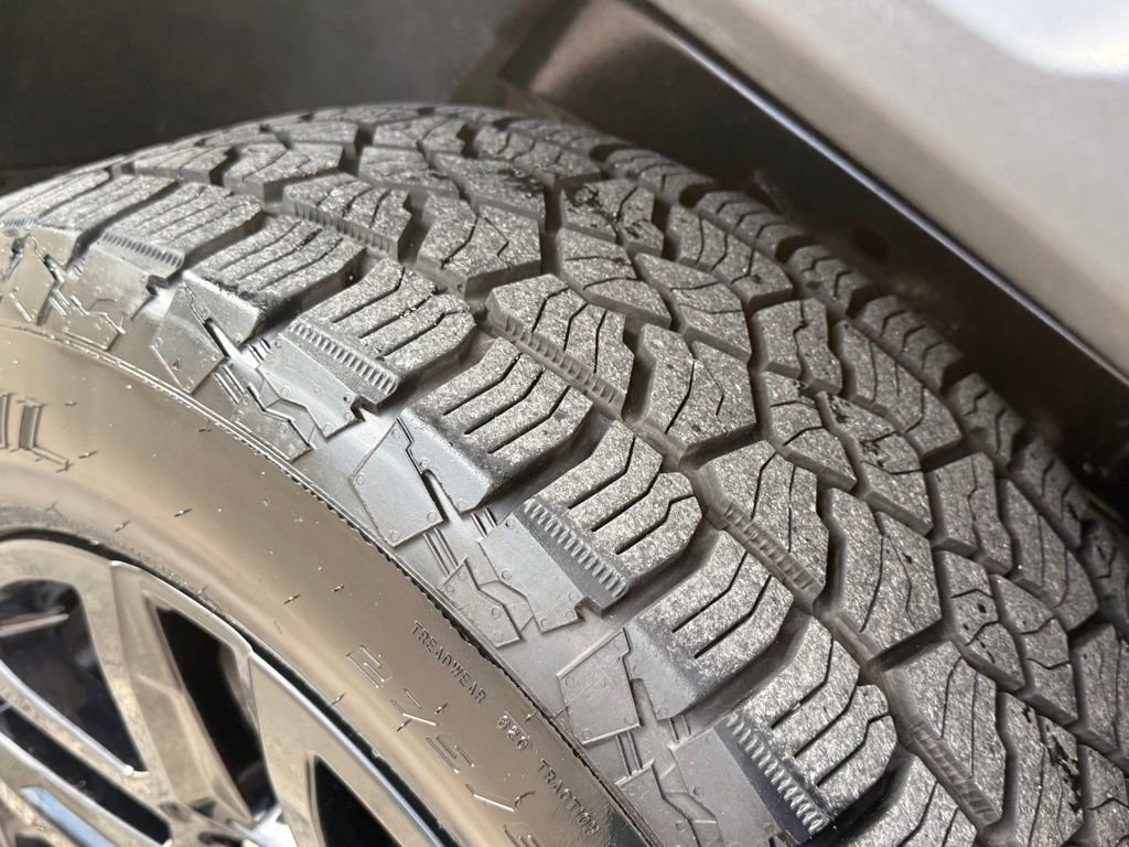 Used 2023 Chevrolet Colorado Trail Boss image 41