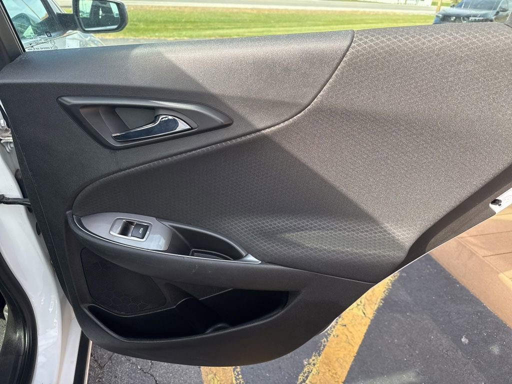 Used 2017 Chevrolet Malibu LT image 19