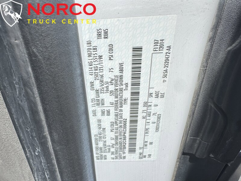 Used 2023 Ford Transit 250 Medium Roof AWD w/ Load Area Protection Package image 32
