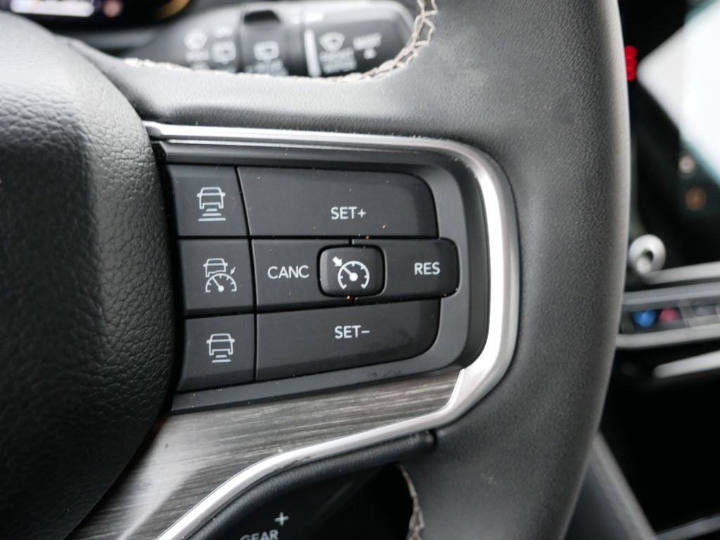 Used 2024 Jeep Wagoneer Series III image 24