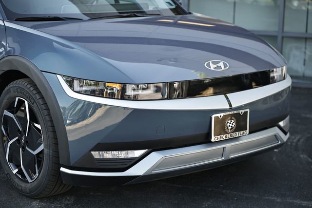 Used 2023 Hyundai Ioniq 5 SE RWD image 2