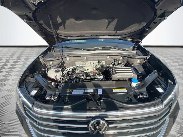 Used 2024 Volkswagen Atlas SE image 30