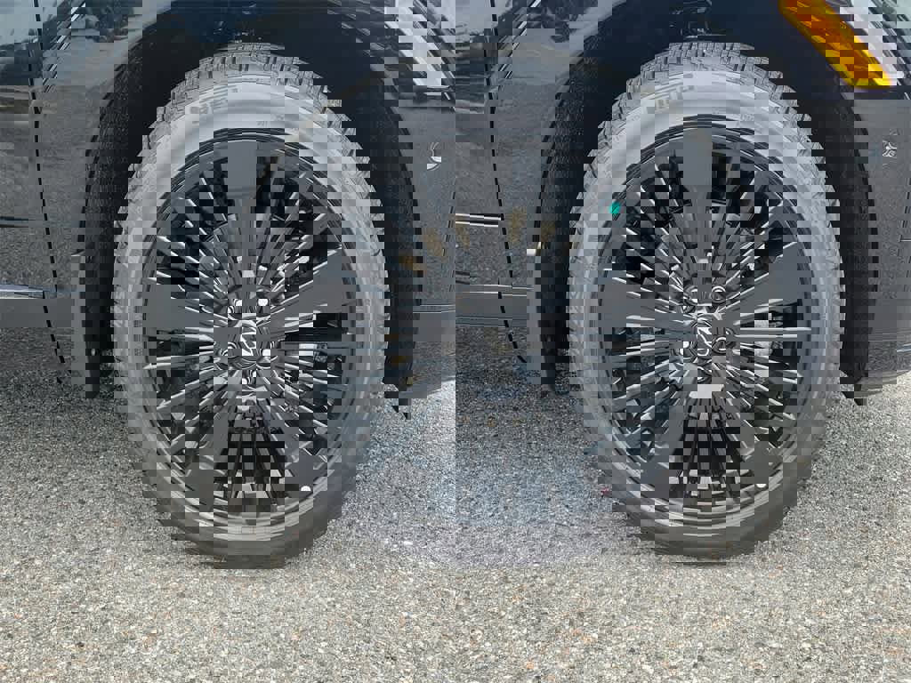 New 2025 Hyundai Santa Fe Calligraphy image 5