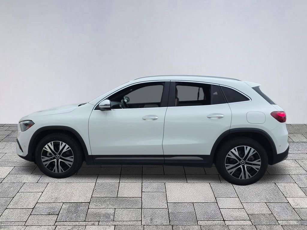 Certified 2025 Mercedes-Benz GLA 250 4MATIC image 4