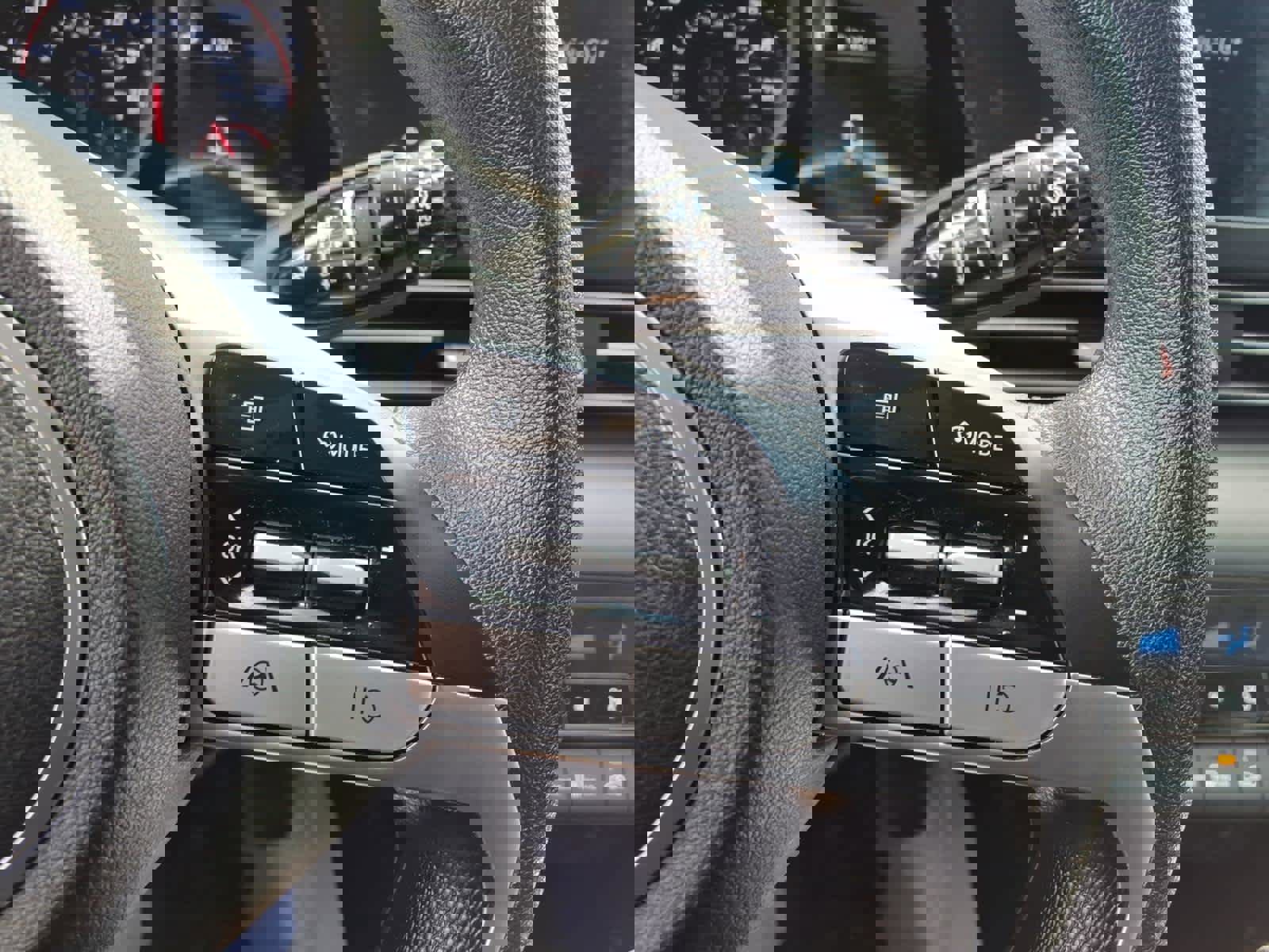 Used 2023 Hyundai Elantra SEL image 17