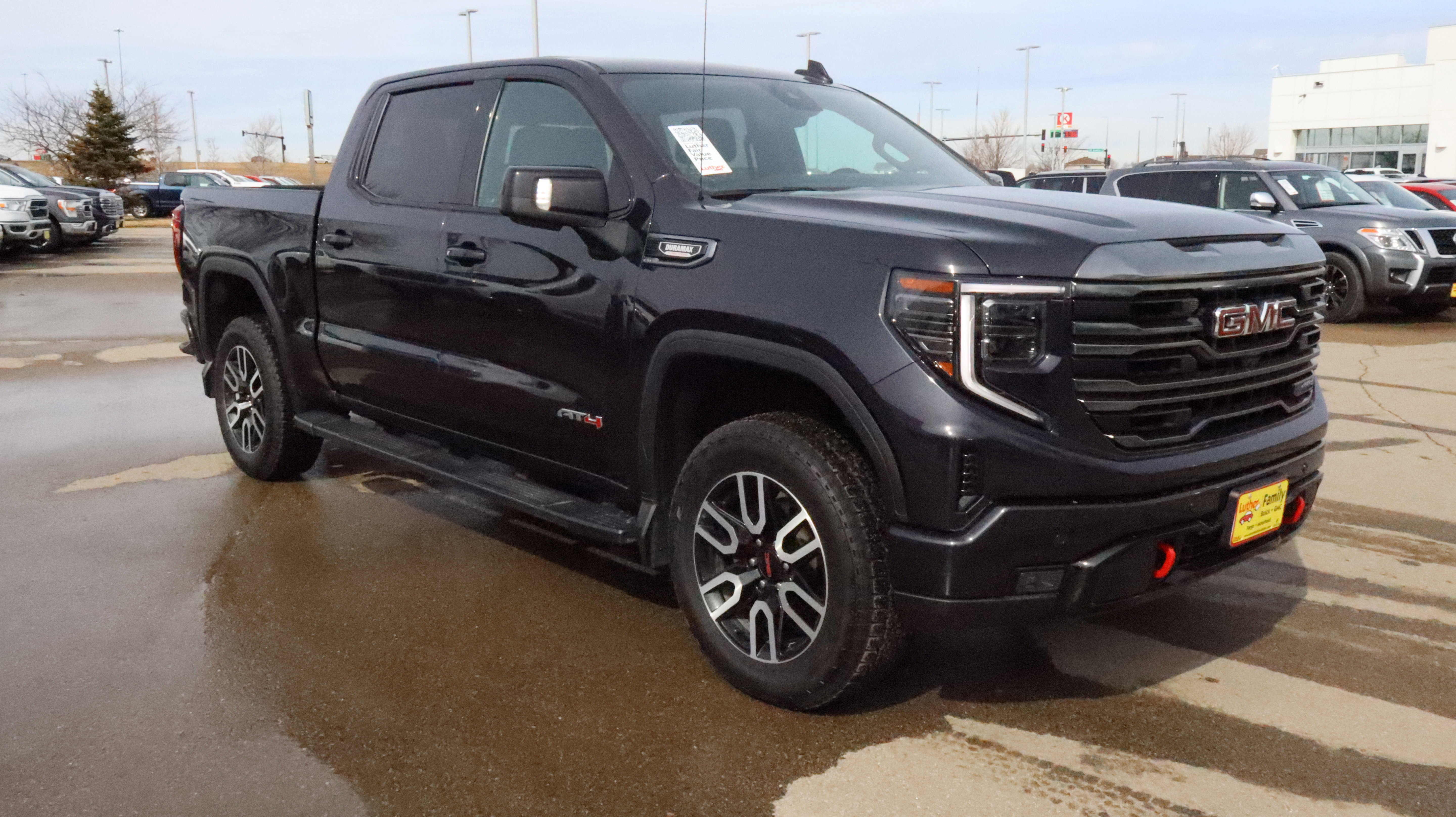 Certified 2023 GMC Sierra 1500 AT4 w/ AT4 Premium Package image 8
