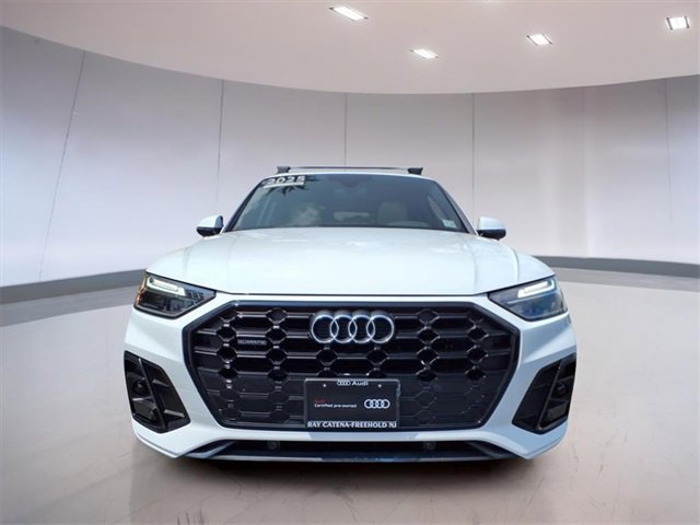 Certified 2025 Audi Q5 2.0T Premium w/ Convenience Plus Package image 6