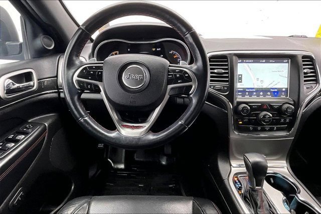 Used 2018 Jeep Grand Cherokee Trailhawk w/ Trailhawk Luxury Group AWD/4WD image 4