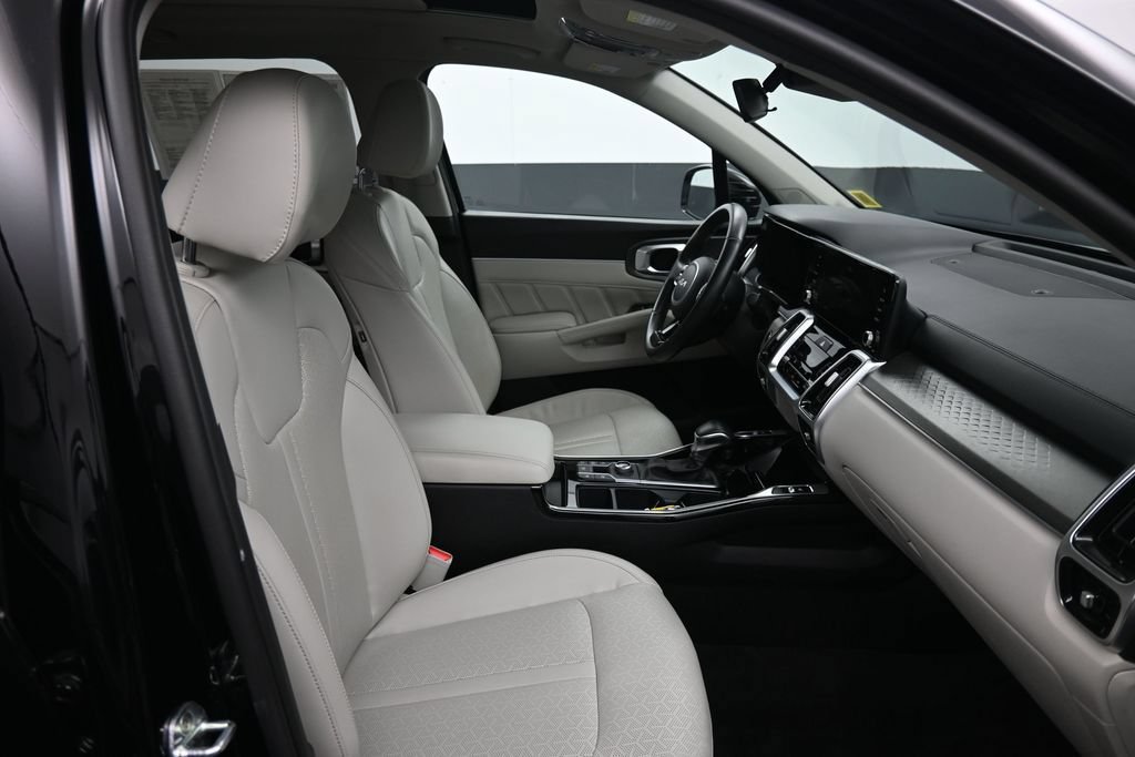 Used 2022 Kia Sorento SX AWD/4WD image 27