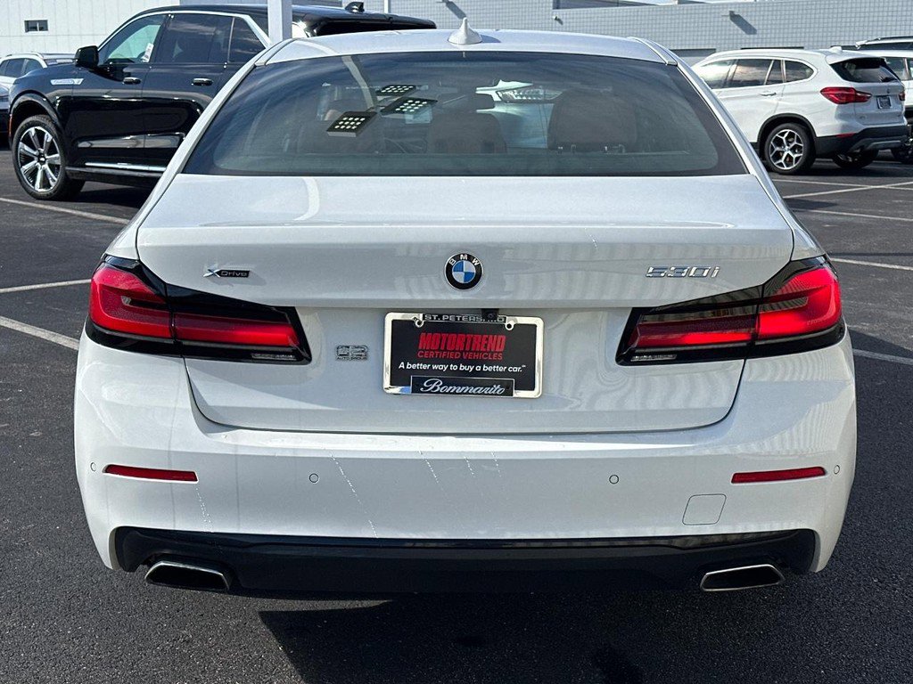 Used 2022 BMW 530i xDrive w/ Premium Package image 6