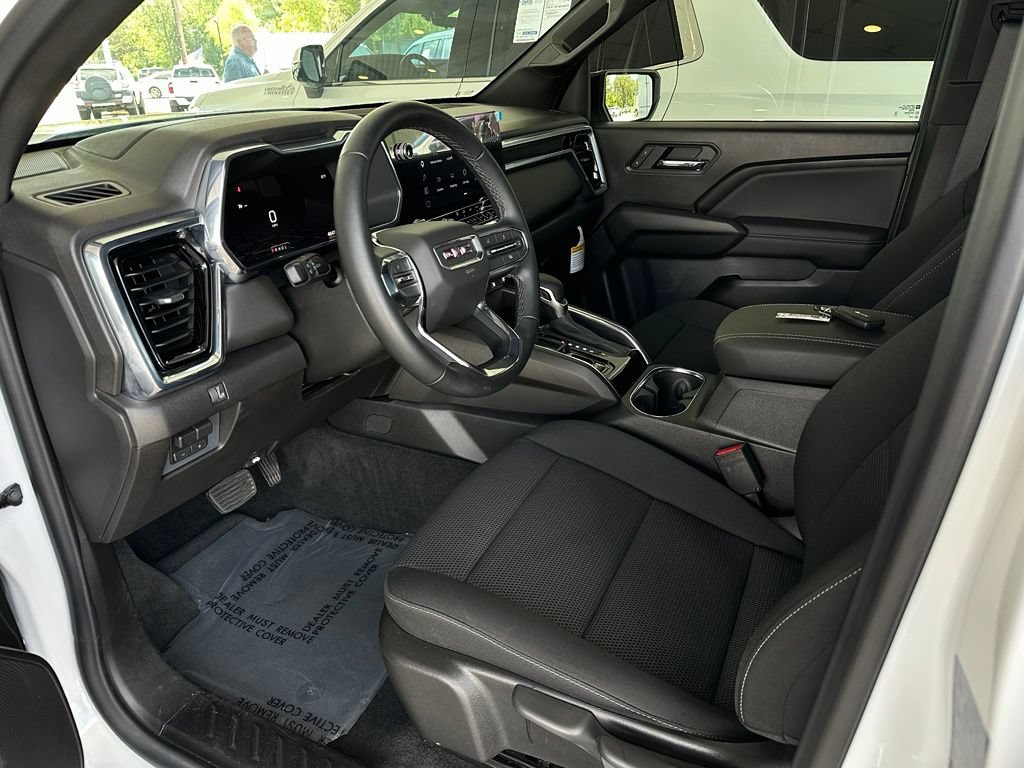 New 2026 GMC Canyon Elevation w/ Convenience Package RWD image 9