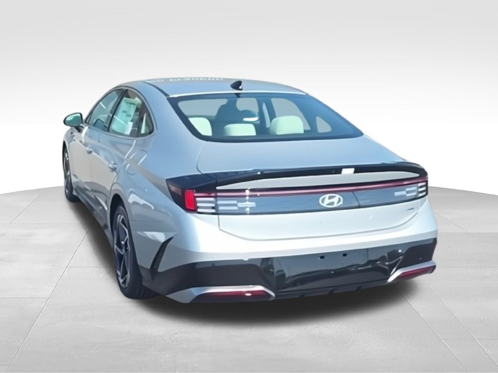New 2026 Hyundai Sonata SEL AWD/4WD image 7